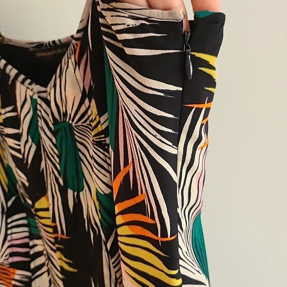 Banana Republic Tropical Dress​ - Picture 3 of 5